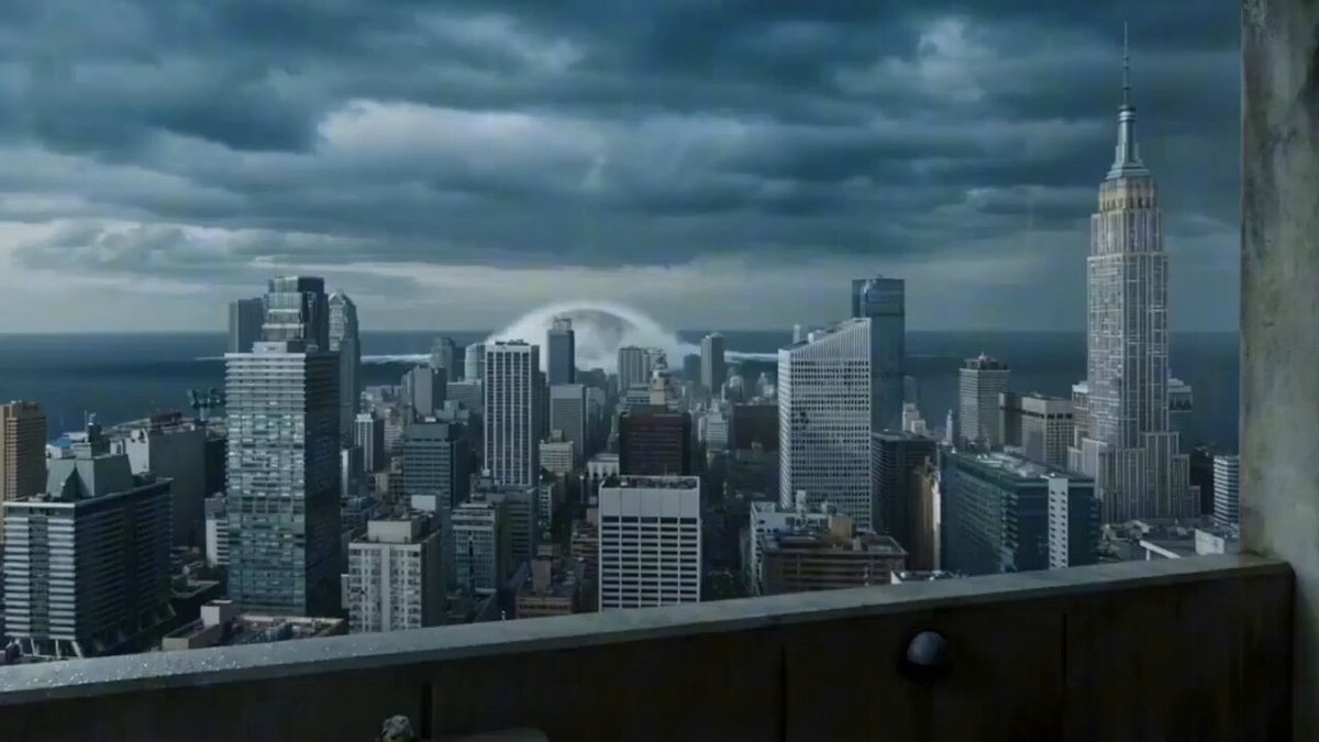 海中巨大滚球
