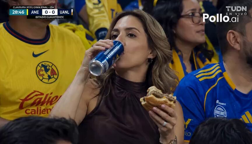 Fußballstadion Frau Cheeseburger