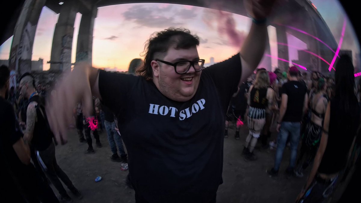 Chaotic Rave Snorricam