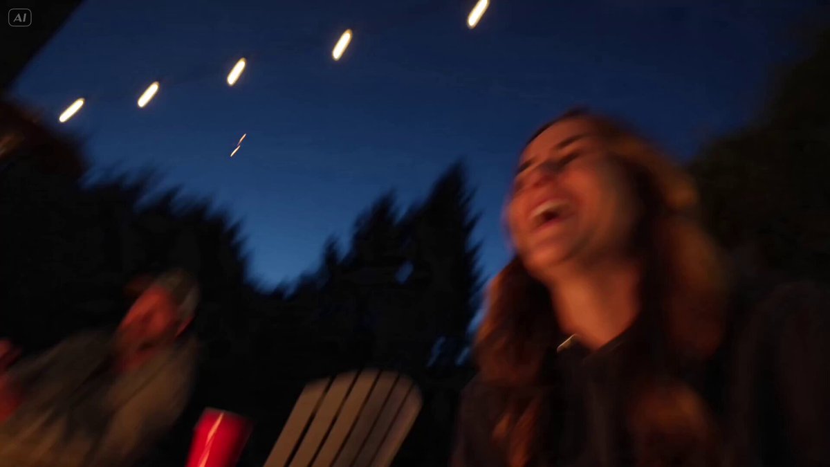Erinnerungs-Montage: Lagerfeuer im Garten