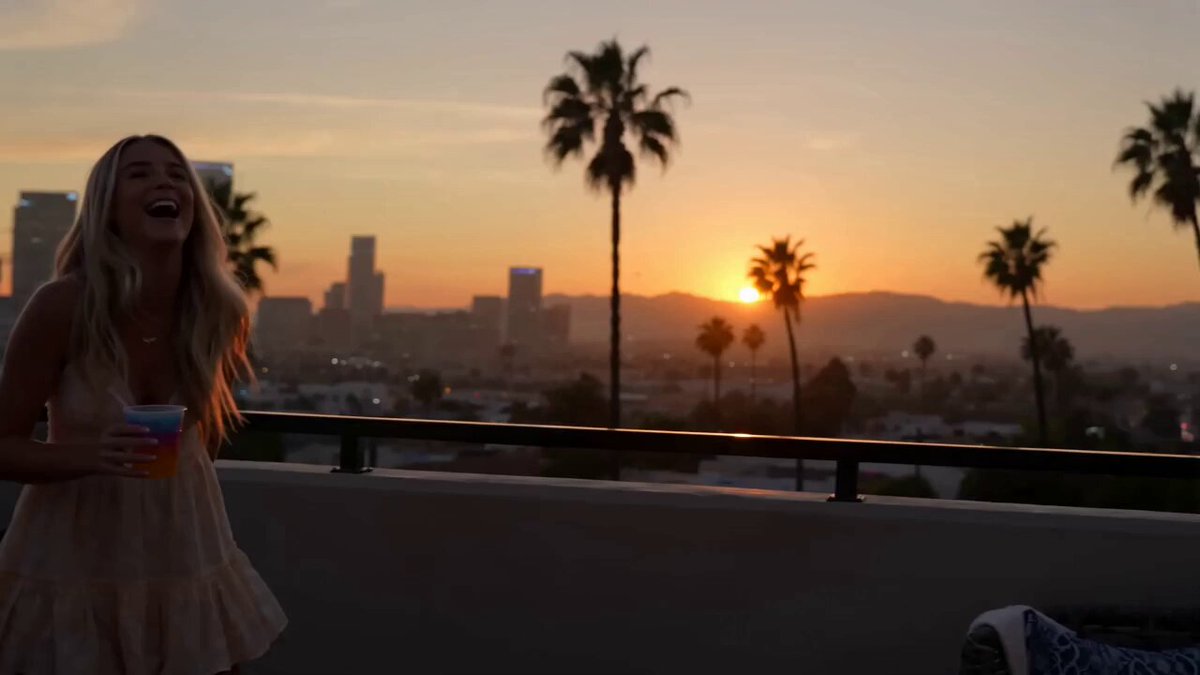 Smartphone Rooftop Hangout Montage