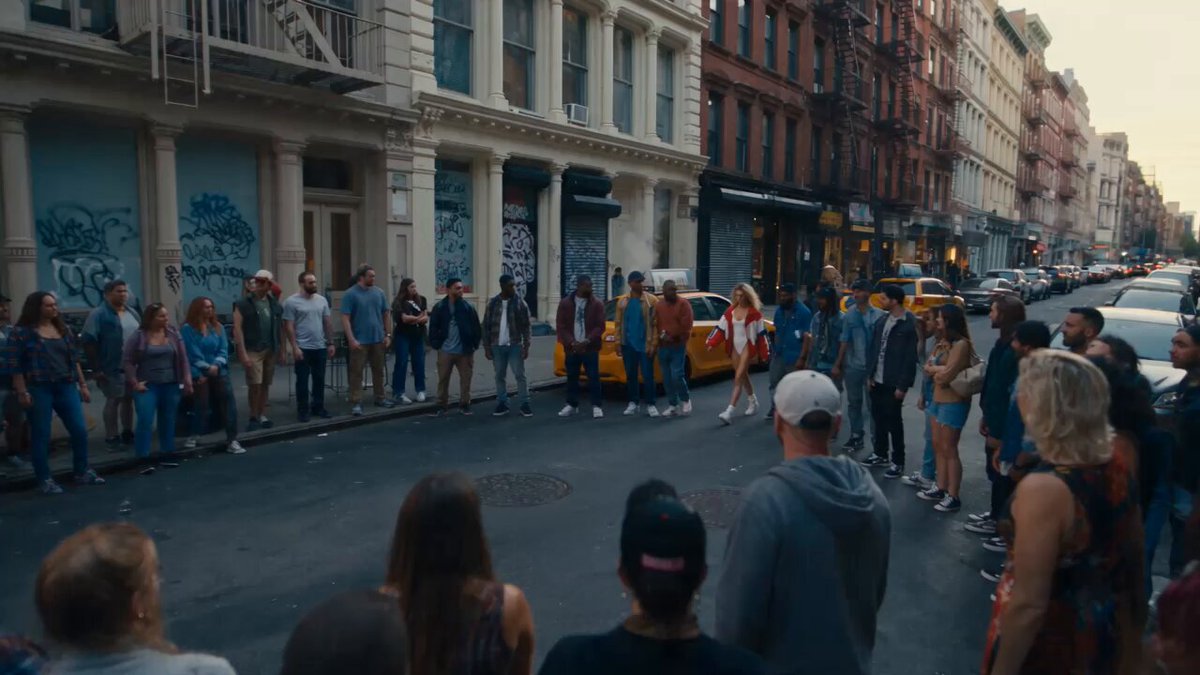 Seedance 2.5 Breakdance Street Battle Video