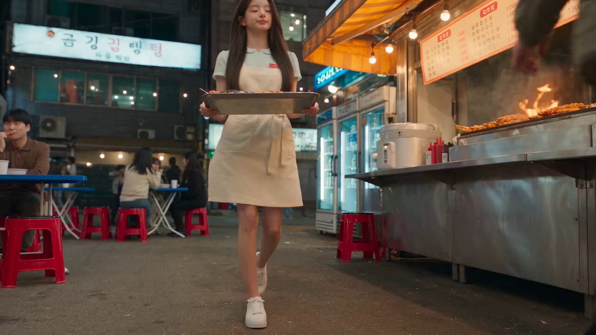 Koreanischer Nachtmarkt Bullet-Time-Szene