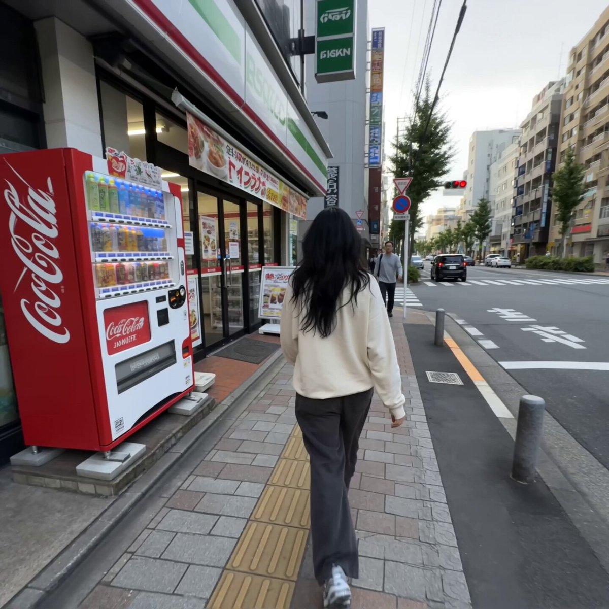 Realistischer Tokyo Convenience Store Vlog