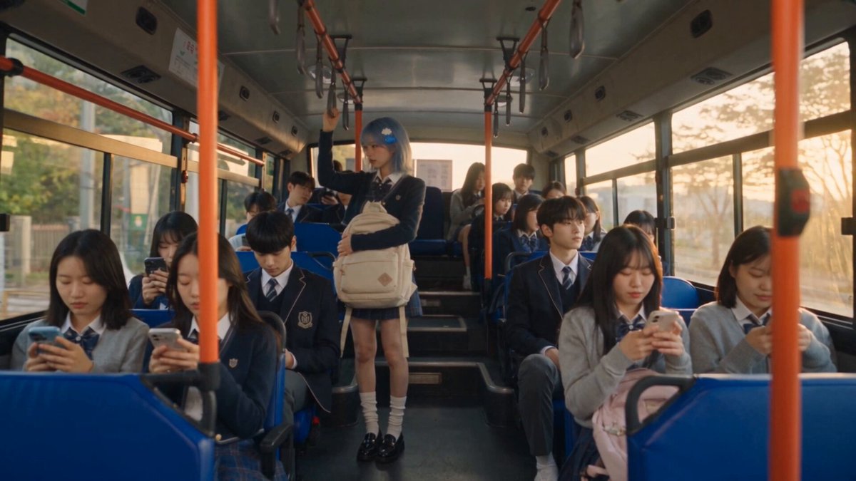 Skript für eine koreanische Romantik-Komödien-Busszene