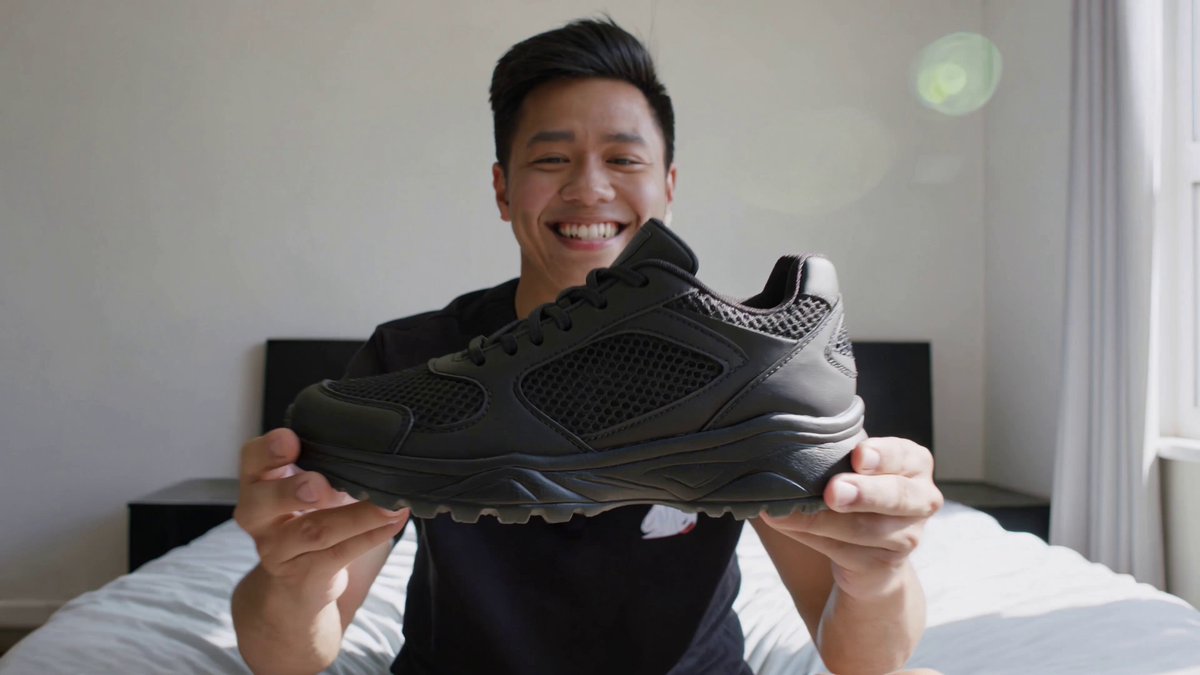 Fifteen Second Shoe UGC