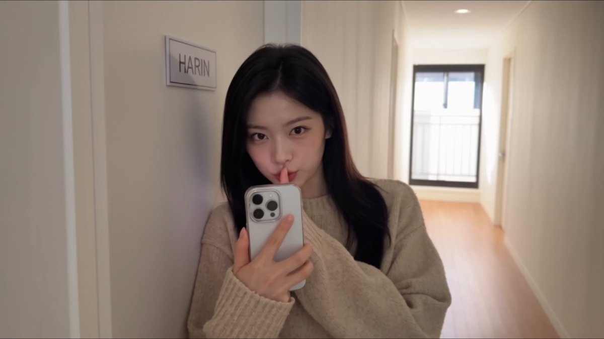 Idol Dorm Wake-Up Prank
