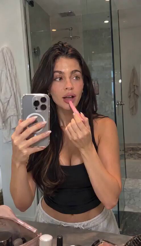 Beauty Lip Product UGC