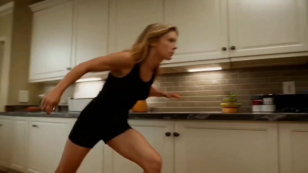 Super-Speed-Küchen-Action-Comedy-Prompt