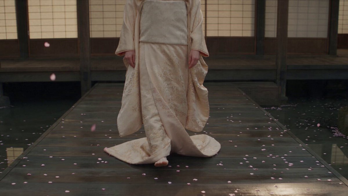 Elegante Wuxia-Action im Innenhof